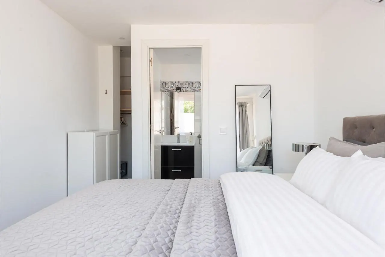 Villa Claudine contacts